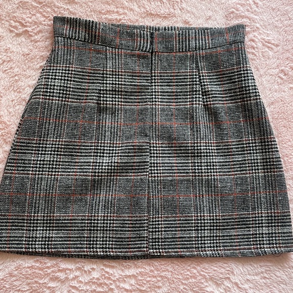 Vintage Plaid Skirt - Picture 6 of 7